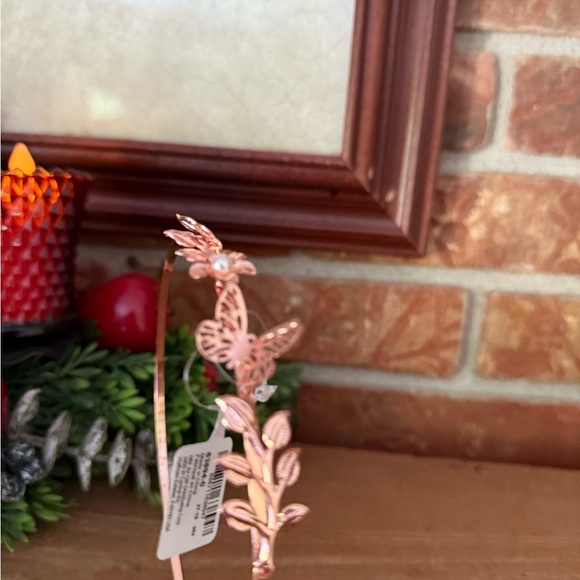 Rose Gold Butterfly Pearl Leaf Headband Accessory NWT‼️FINAL SALE - Picture 4 of 9
